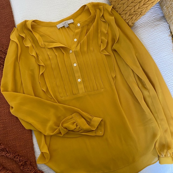 LOFT blouse - Picture 2 of 3